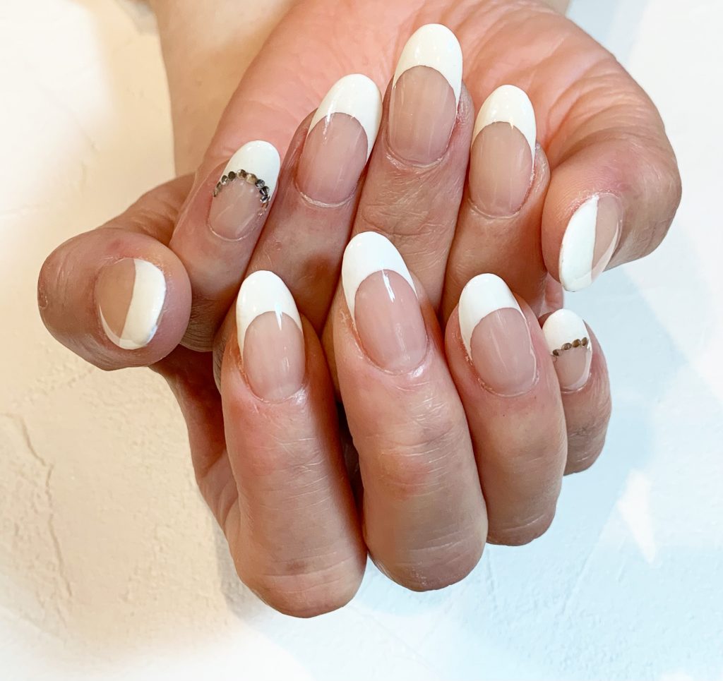 フレンチネイル 白フレンチ シンプル 門真市のネイルサロン Kiko Nail