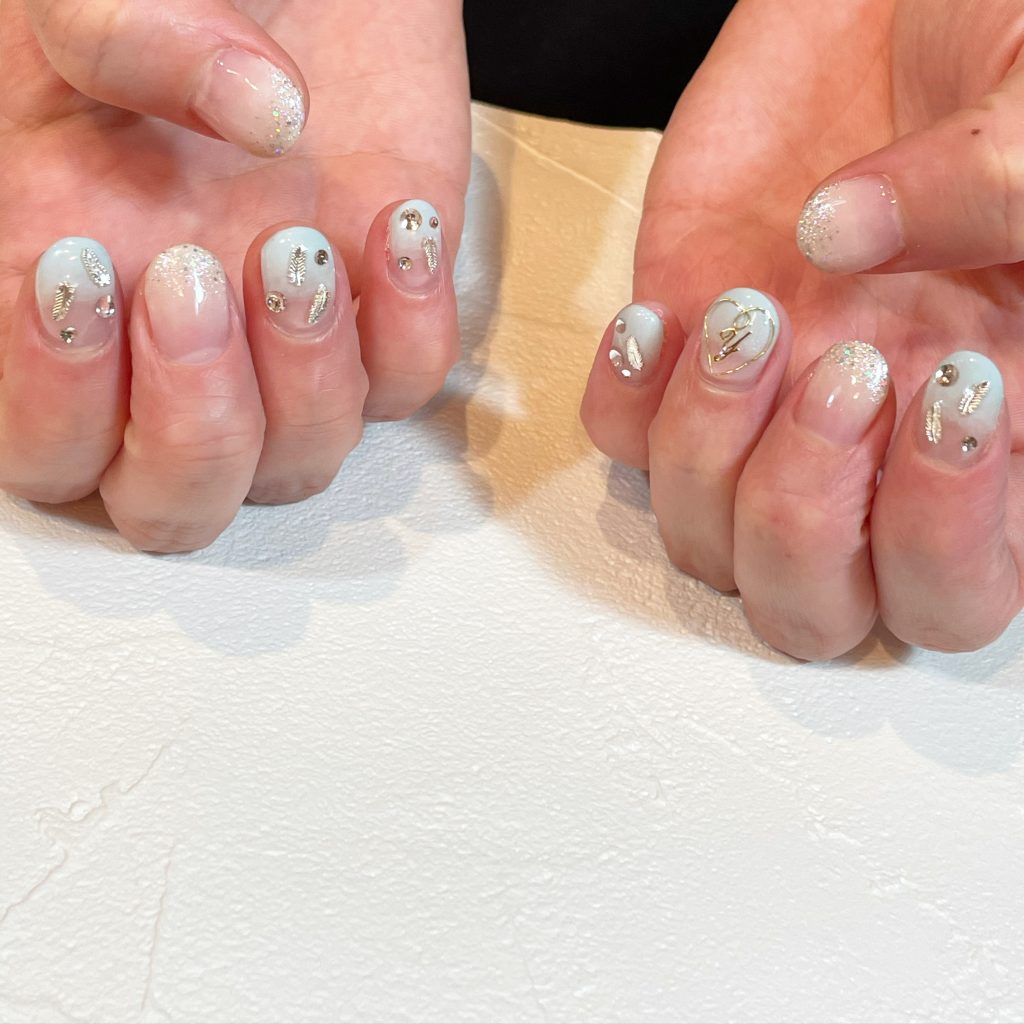 空ネイル 水色ネイル 羽根ネイル 天使 門真市のネイルサロン Kiko Nail