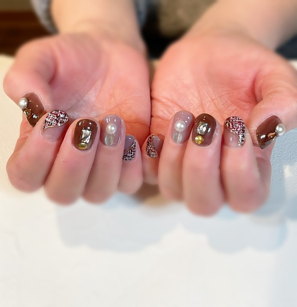 #ツイードネイル#シアーライラック#シアーブラウン#アクセサリーネイル