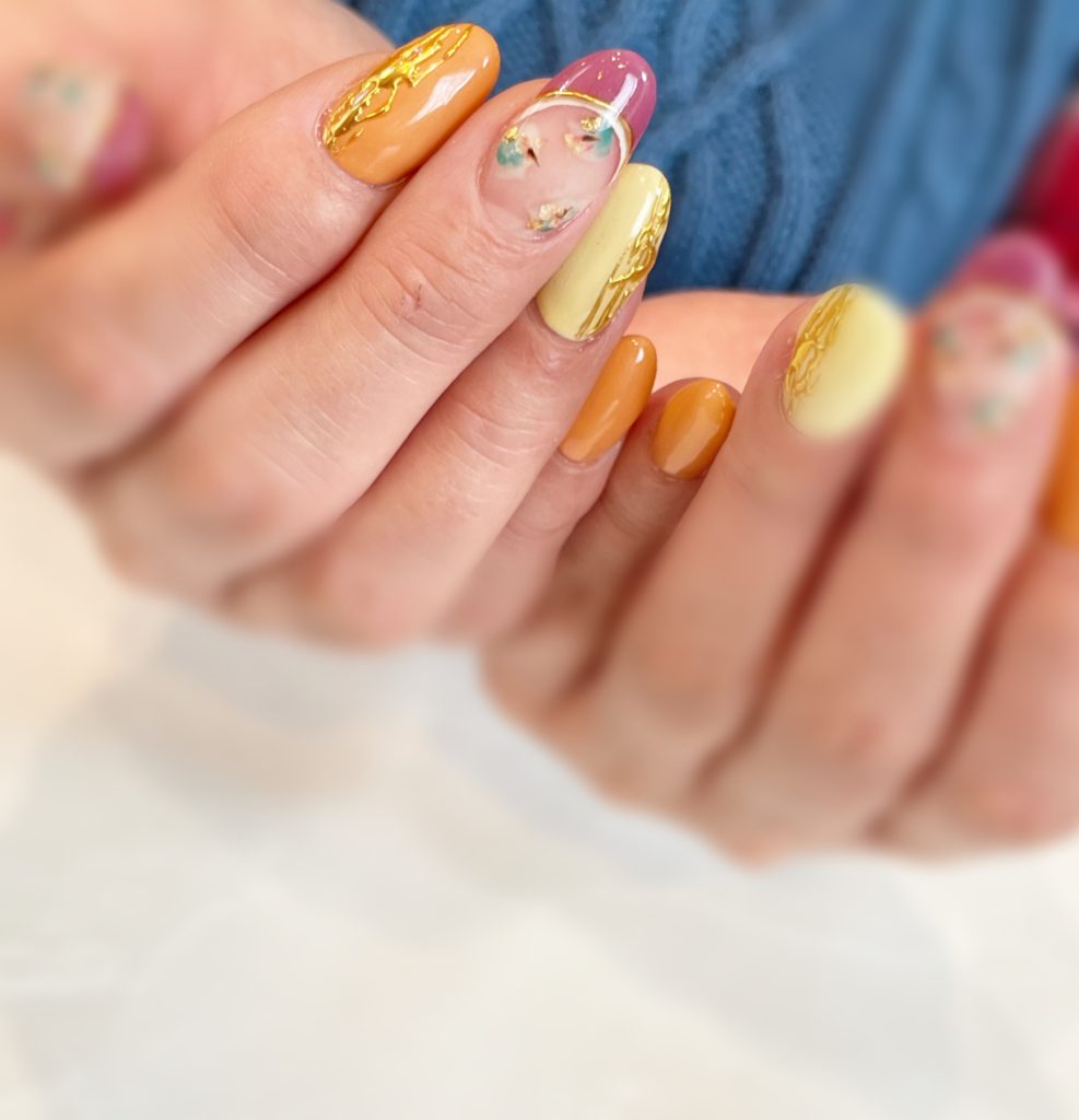 #ニュアンスフラワー#春ネイル#スモークカラー