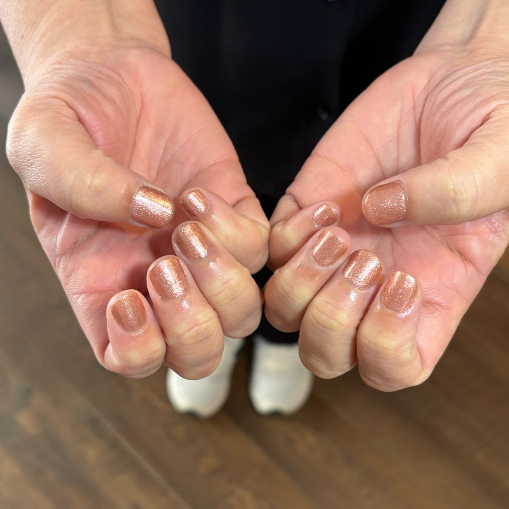 ハンド　ケアカラー