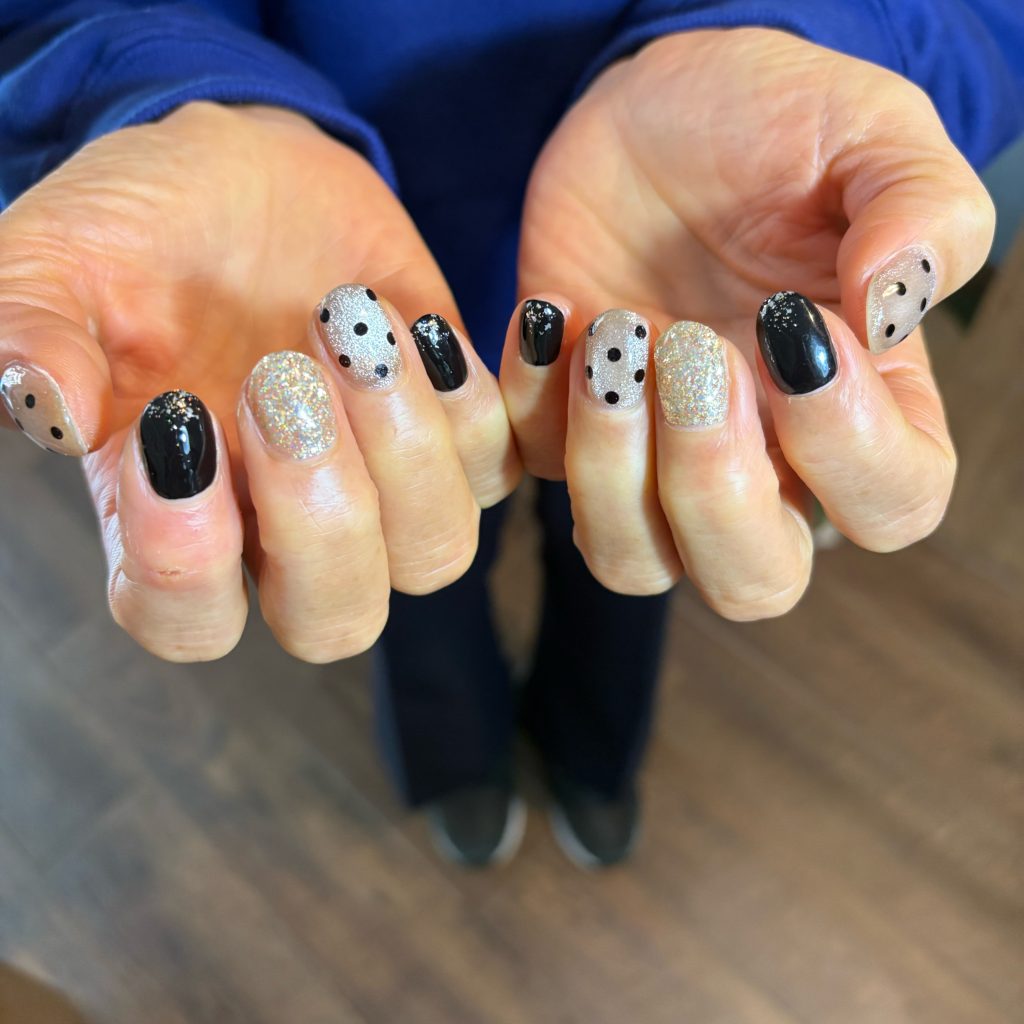 ブラック&シルバー