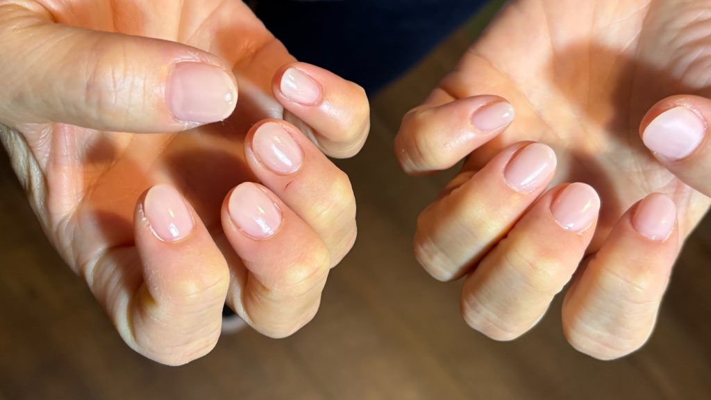 ワンカラー　一度塗り　ベージュピンク