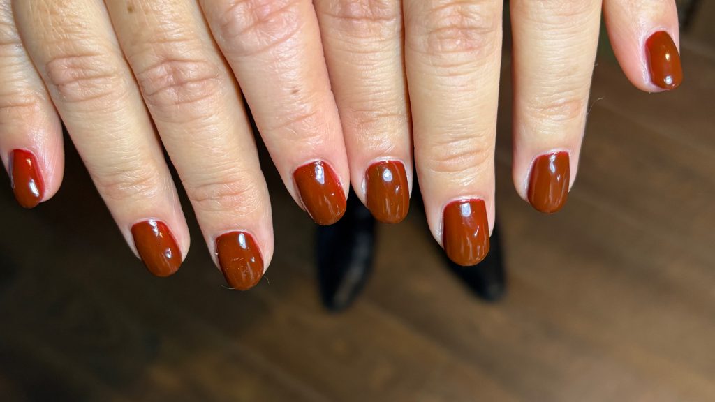 ブラウンレッド