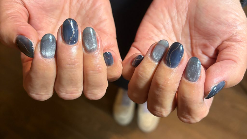 シアーネイビー×ブラックマグ