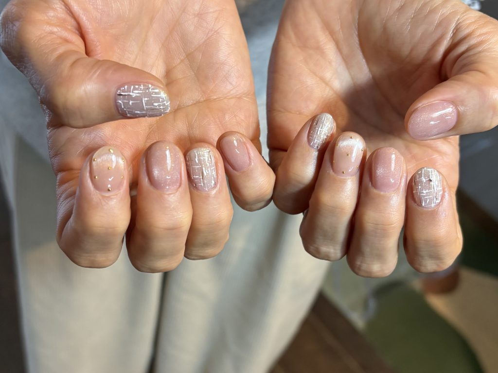 ベージュマグ×ツイード