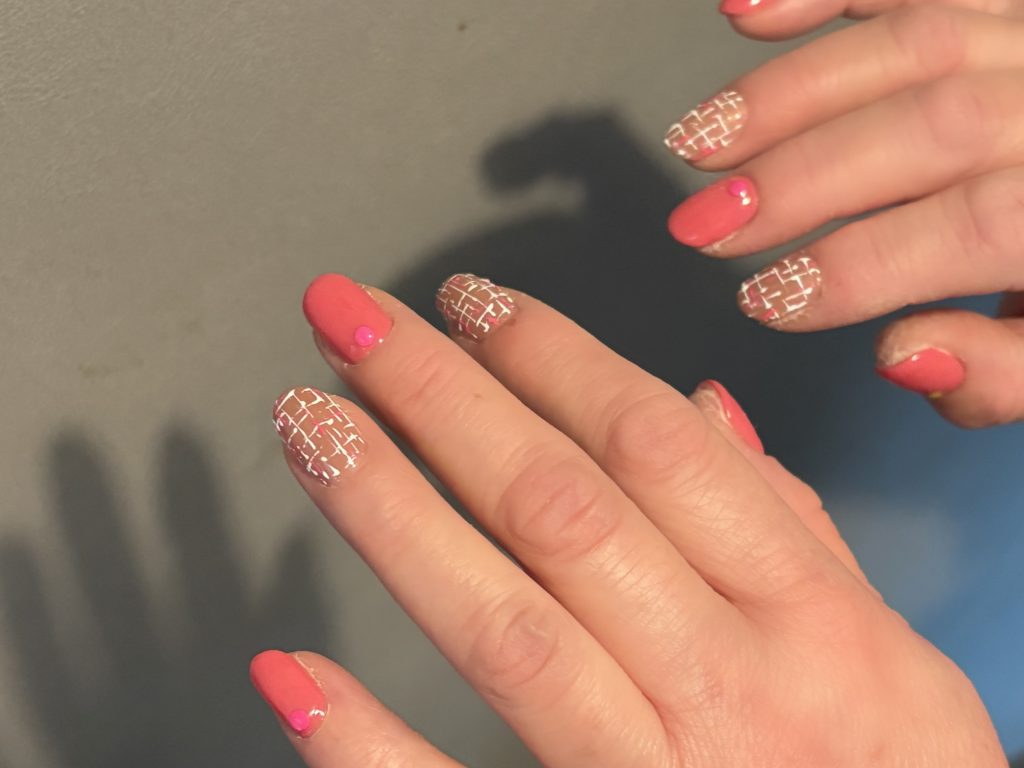 ピンク ツイード