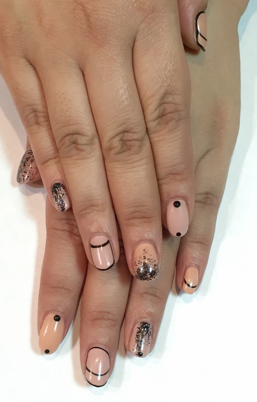 ピンク＆ヌーディーNAIL。