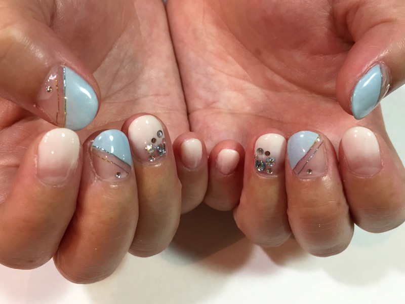 ホワイト アクアマリン 門真市のネイルサロン Kiko Nail