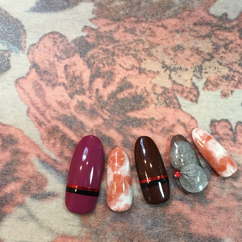 ドライフラワー×黒帯の和風オータムＮＡＩＬ。