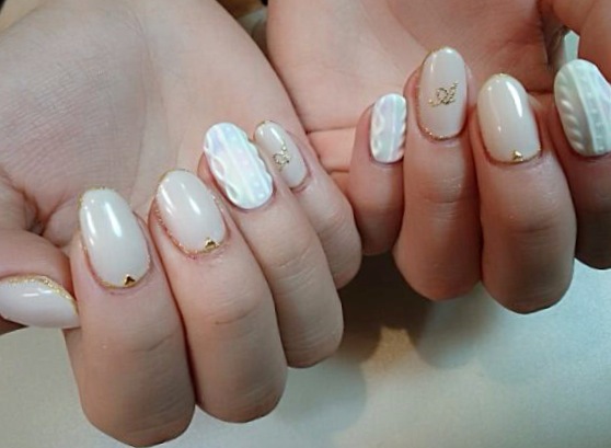 カラフルなモヘアニットNAIL。