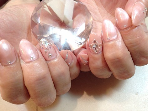 Audrey pearl × ワンポイントNAIL。