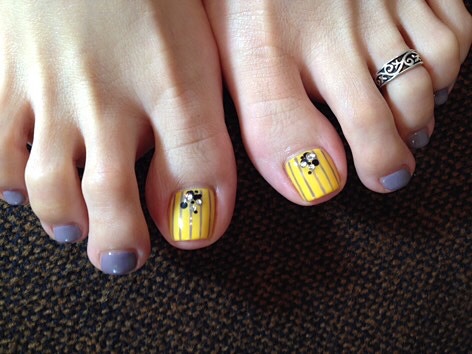 ぺディ Gray×Yellow。