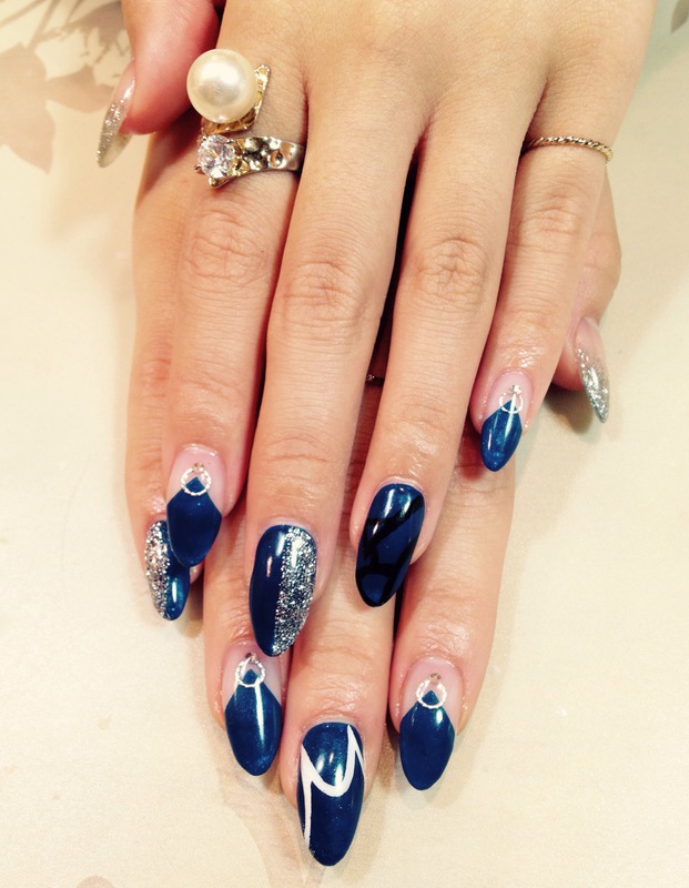 トンガリ、サンカクnail。