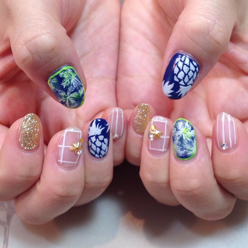 ビンテージ風　summer nail。