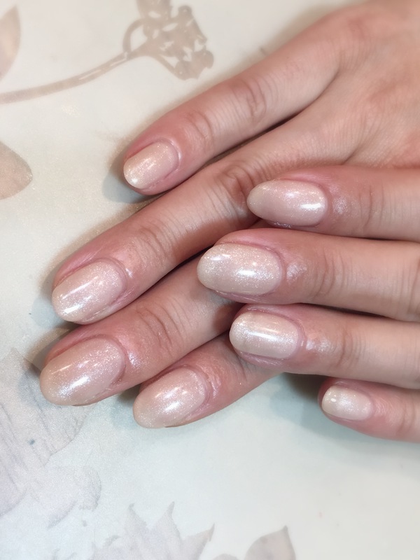 ワンカラーNAIL。　プラチナムハーロー