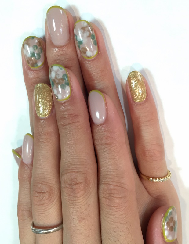 ミリタリー×ガーリーNAIL。